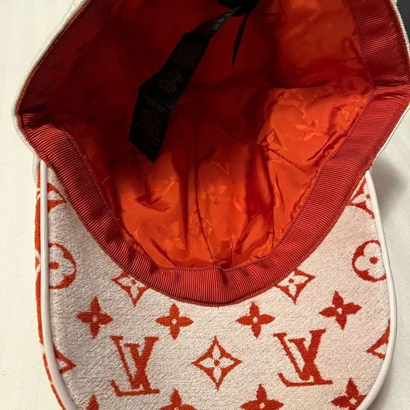 Louis Vuitton Orange and White Monogram Cap - Picture 3 of 6